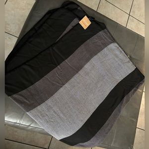 BNWT poncho/wrap
